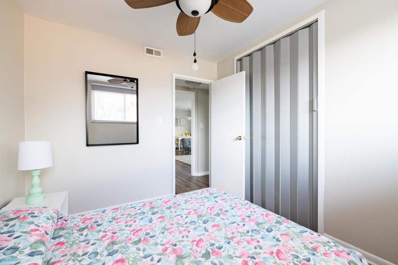 Georgetown Villas 3-2C Close To Cleveland Airport And Fairview Hospital Ideal For Long Stays! Fairview Park Экстерьер фото