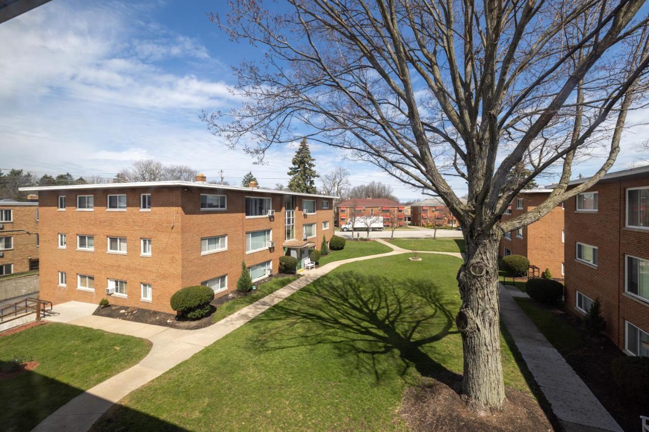 Georgetown Villas 3-2C Close To Cleveland Airport And Fairview Hospital Ideal For Long Stays! Fairview Park Экстерьер фото